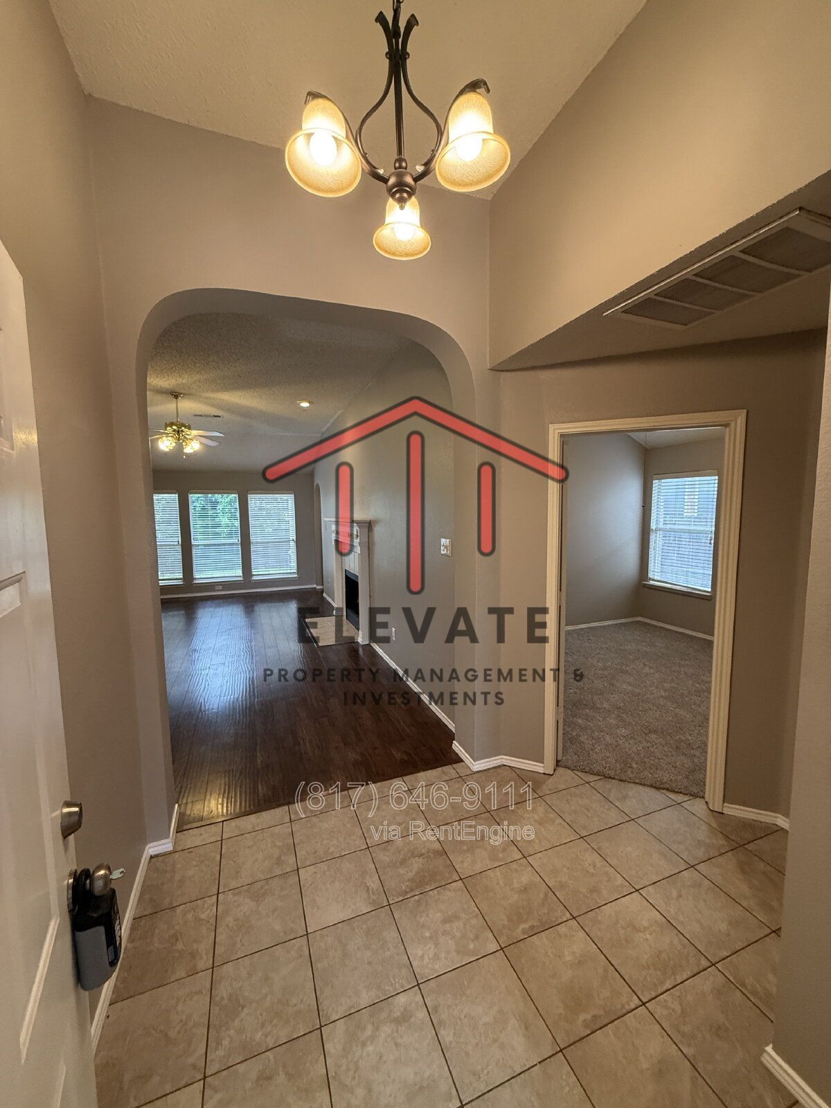 Charming 3 Bedroom Haven with 2 Full Baths in Fort Worth. Spacious 1748 Sq. Ft. Retreat on Comfort Drive! property image