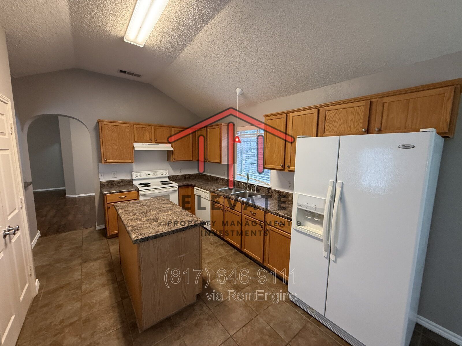 Charming 3 Bedroom Haven with 2 Full Baths in Fort Worth. Spacious 1748 Sq. Ft. Retreat on Comfort Drive! property image