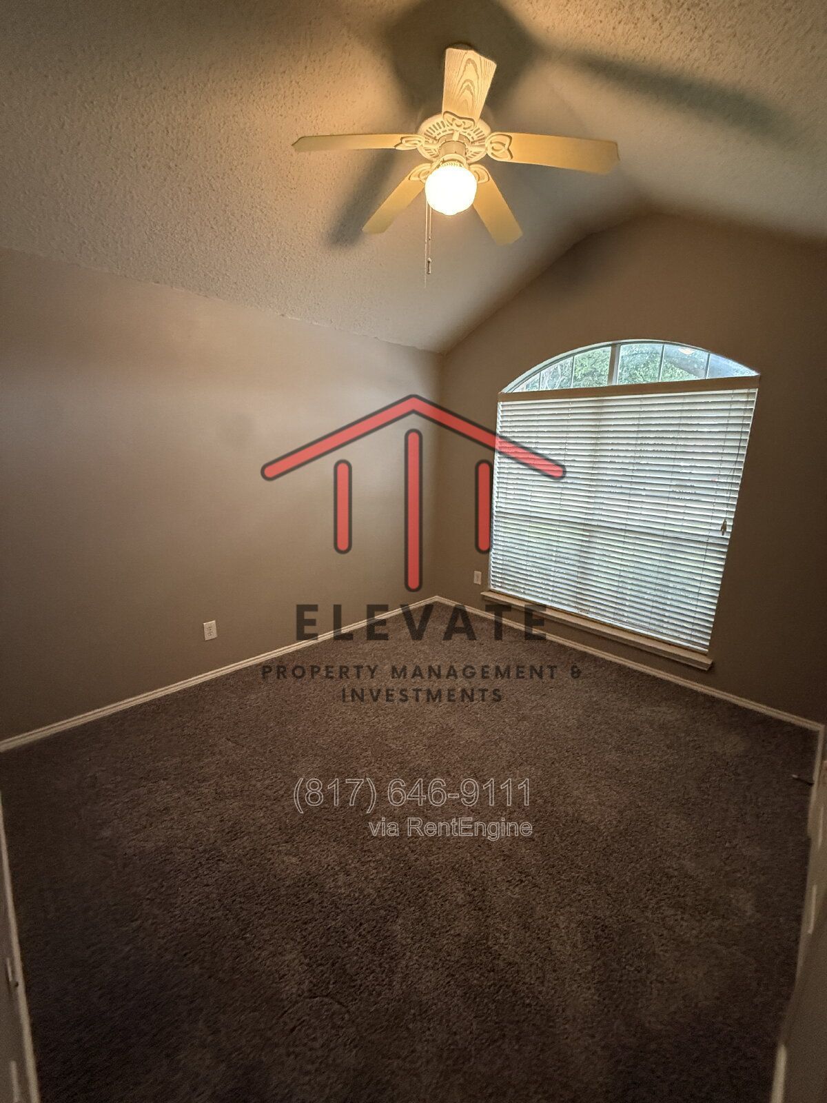 Charming 3 Bedroom Haven with 2 Full Baths in Fort Worth. Spacious 1748 Sq. Ft. Retreat on Comfort Drive! property image